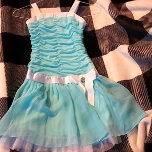 Iz byer blue and white fancy dress